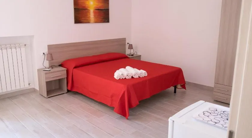 B&B ELI - Image 1