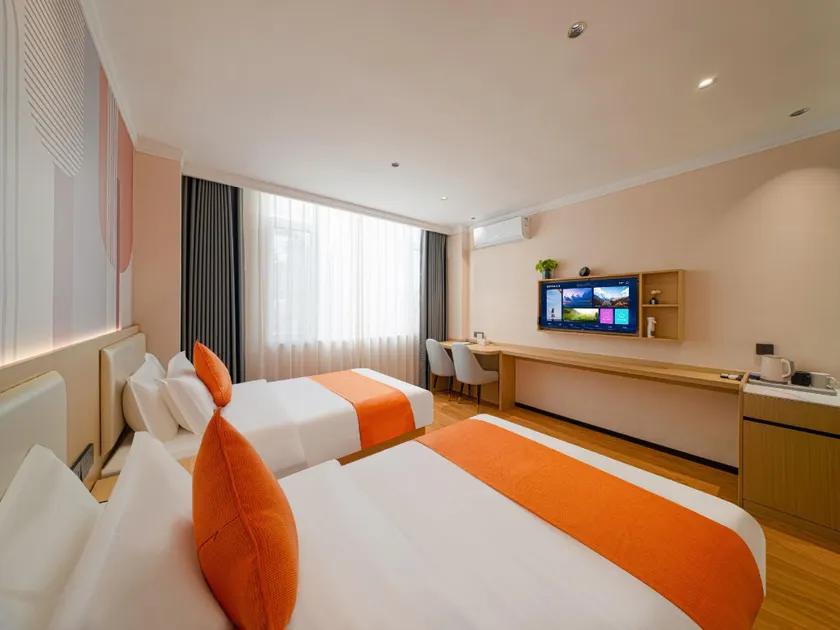 Haitai Hotel (Weifang Binhai Square Branch) - Image 1