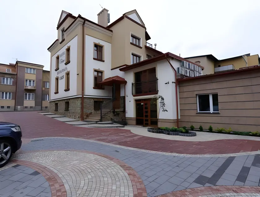 Hotel Fryderyk - Image 1