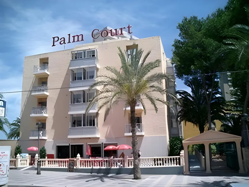 Apartamentos Palm Court - Image 1