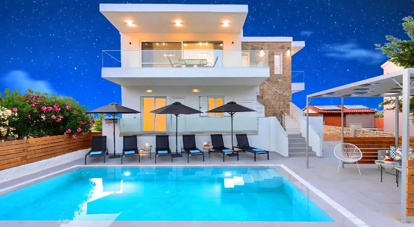 Luminosa Luxury Villa - Image 1
