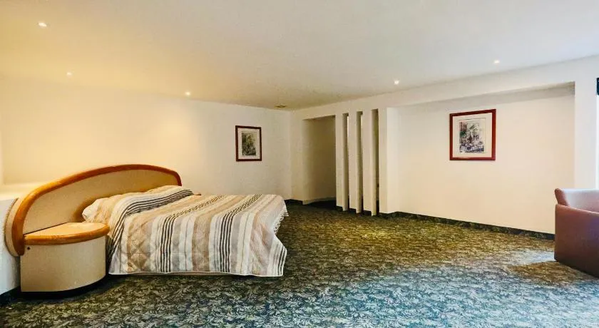 Hotel Altum Business - Image 1