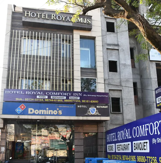 Hotel Royal Comfort Inn - Image 1