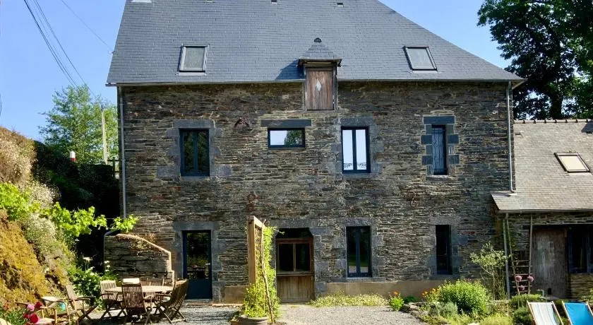 MOULIN DU VAULAURENT Gite 8 pers entre bois, rivières et sentiers - Image 1