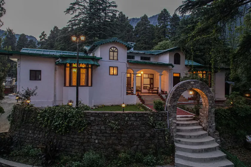 Deodar Bungalow & Cottage by Trikone - Image 1