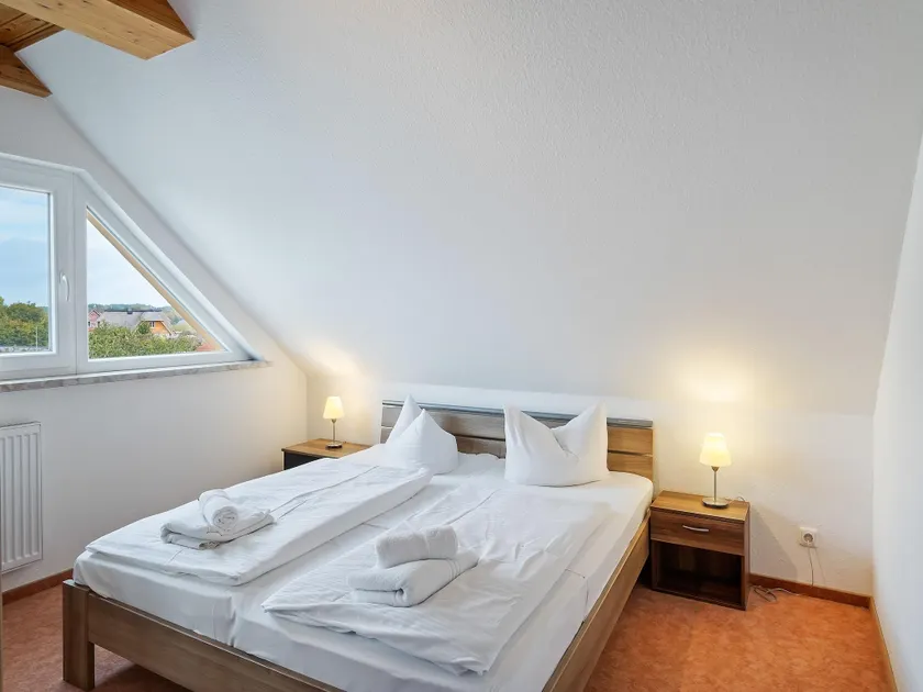 Loftslejlighed med adgang til haven - Image 1