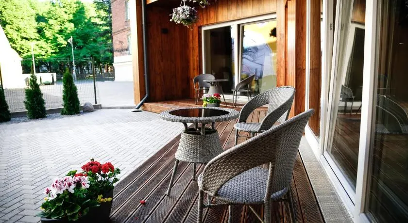 Dönhoff Residence - Image 1