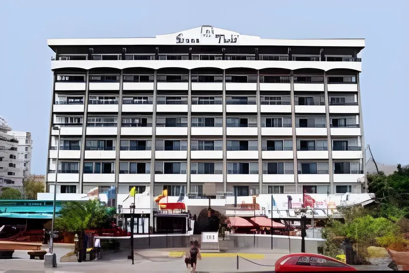 Hotel Green Field - Image 1