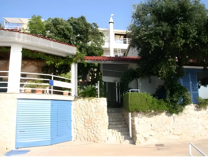 Apartments Miki - Image 1