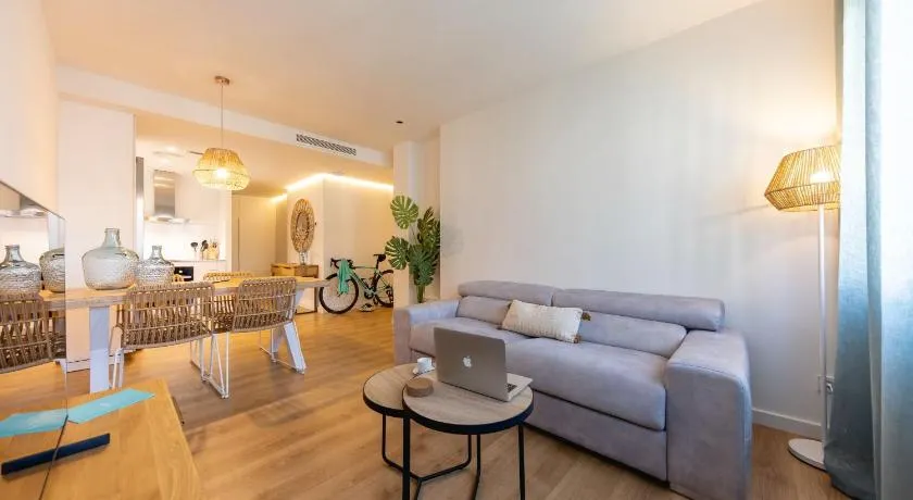 Bravissimo Tarlà, 2-bedroom apartment - Image 1