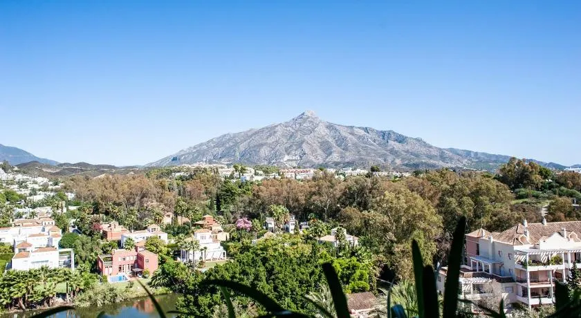Luxe Apartments Hotel del Golf - Las Brisas Marbella - Image 1