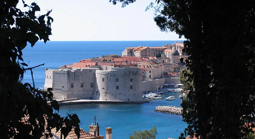 Suncana Apartments Dubrovnik - Image 1