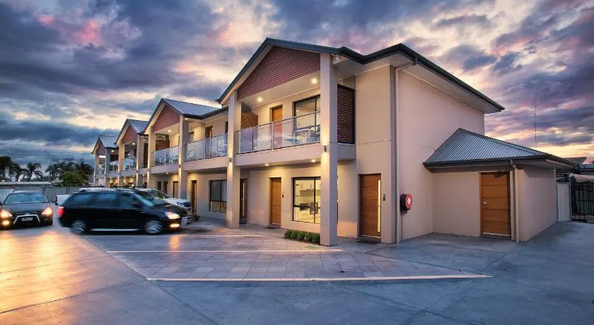 Renmark Holiday Apartments - Image 1
