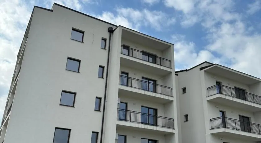 Dacia Apartments - Image 1