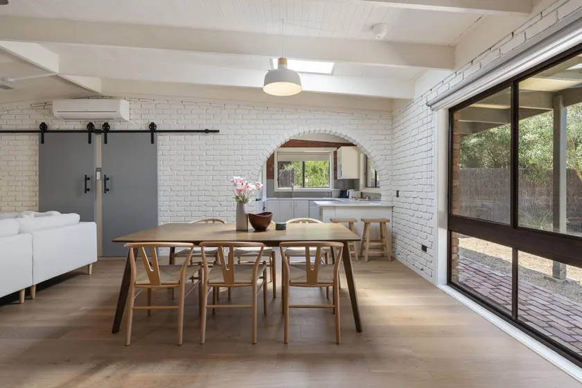 Relaxing Retreat Near Rye Beach - Image 1