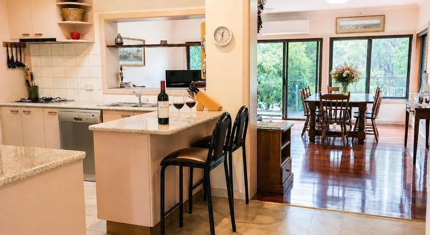 Boger Garden Hideaway - Peaceful Benalla Retreat - Image 1