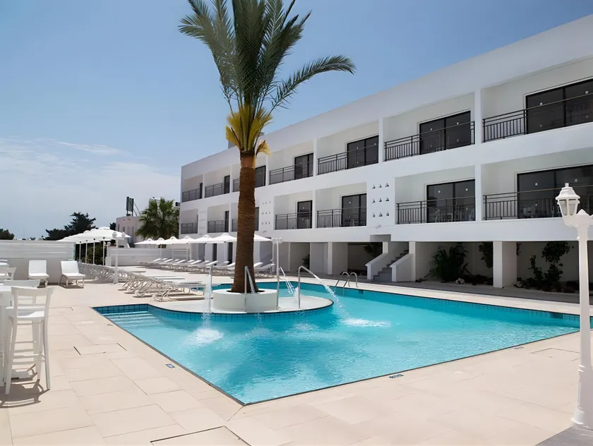 Liquid Hotel Apartments - Image 1