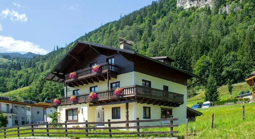 Ferienhaus Alpenrose - Image 1