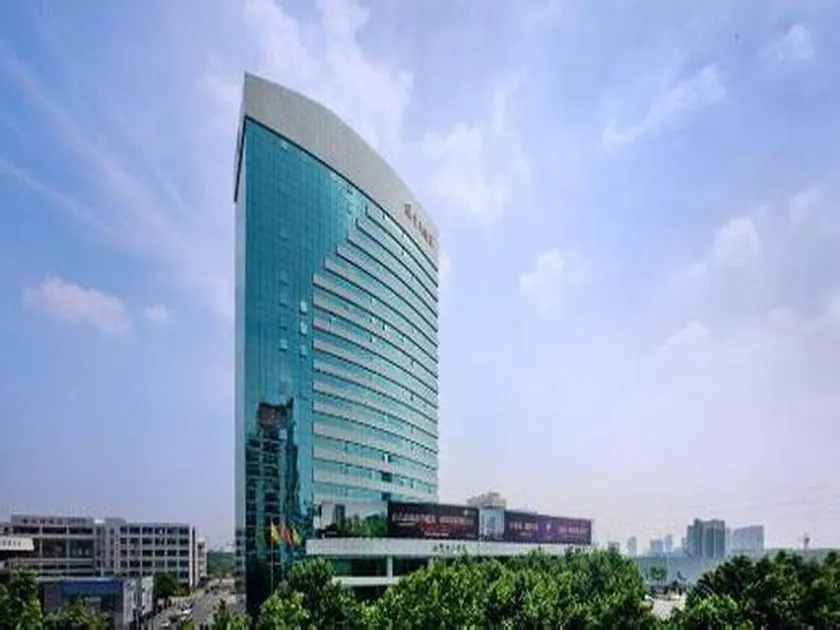 Jiaxing Sunshine Hotel - Image 1