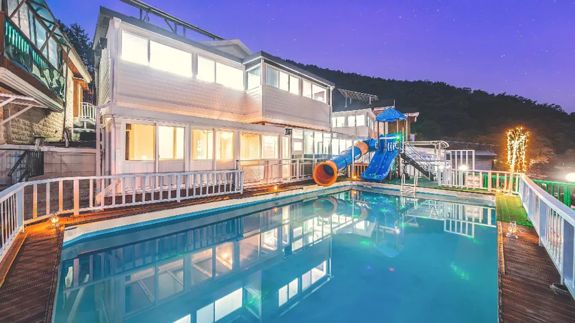 Gapyeong shinbi kids poolvilla - Image 1