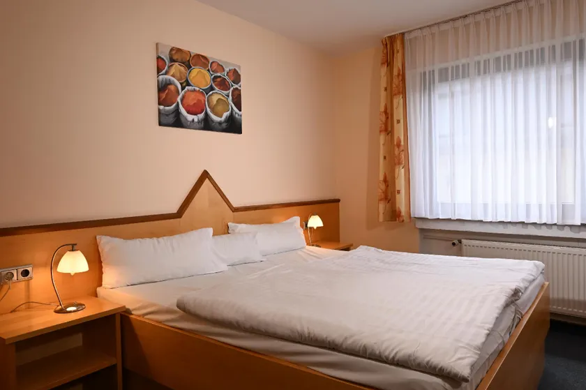 Land-gut-Hotel zur Post - Image 1