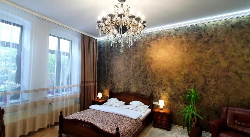Casa Domnească Rarau - Image 1
