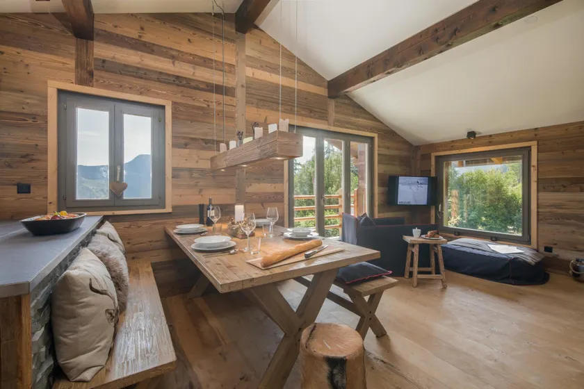 Chalet Capricorne Alpine Chique Sauna - Image 1