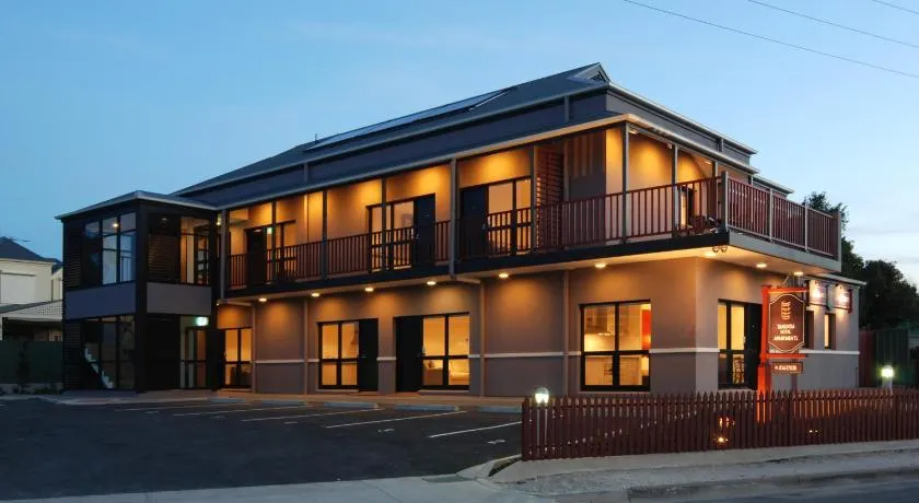 Tanunda Hotel Apartments - Image 1