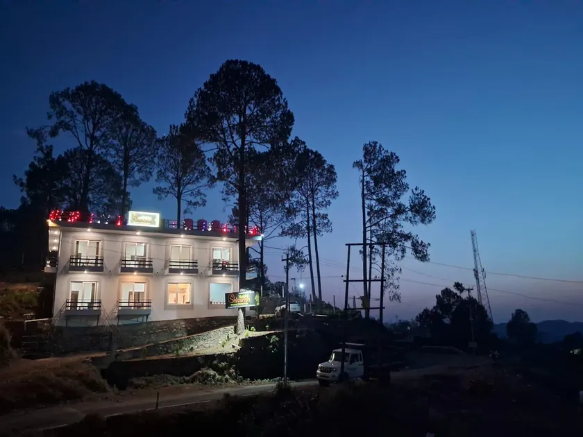 Shivansh Hotel - Image 1