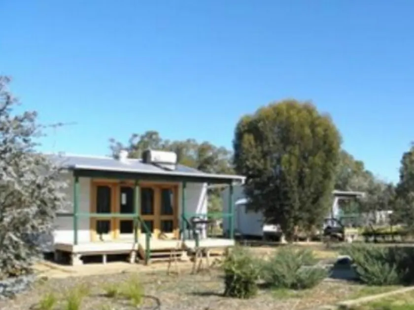 Stone Hut Cottages - Image 1