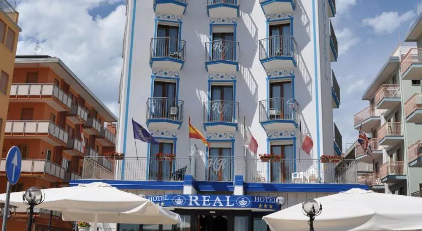 Hotel Real - Image 1