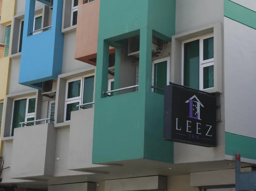 Leez Inn Malate - Image 1