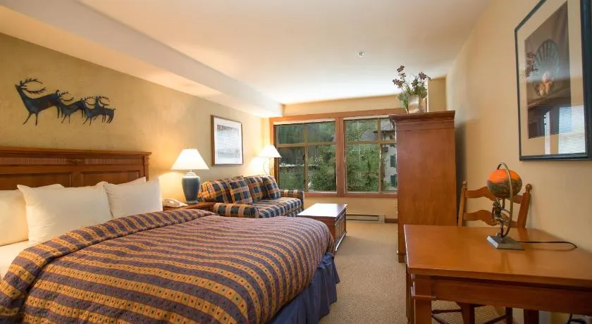 3309B - Queen Standard Powderhorn Lodge - Image 1