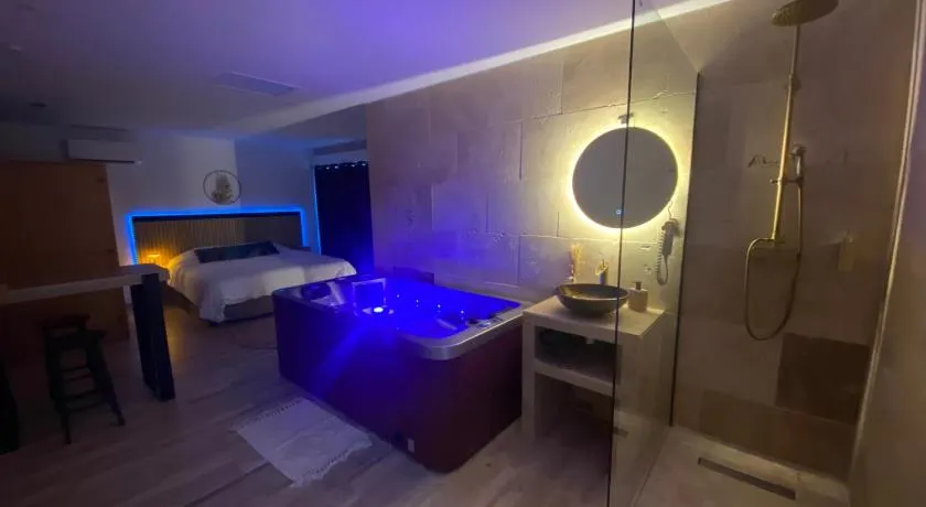 Côté spa - Image 1