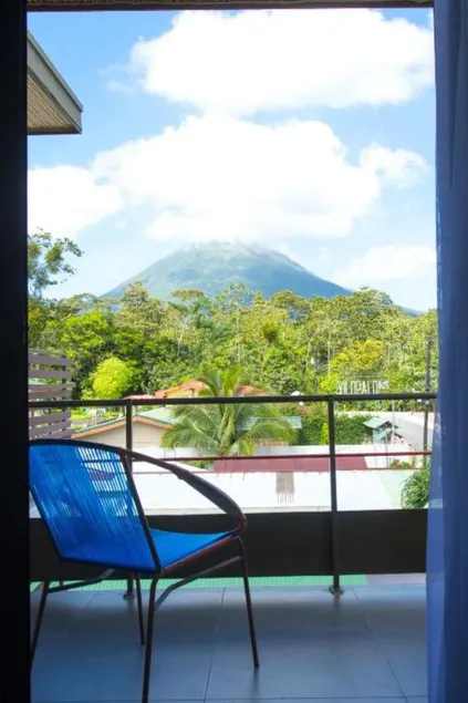Hotel La Fortuna Lodge By Treebu Hotels - Image 1