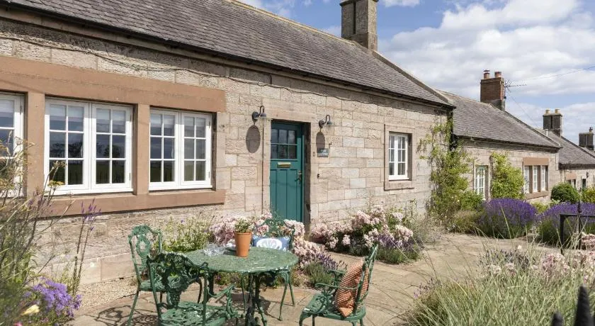 Farm Cottage - Image 1