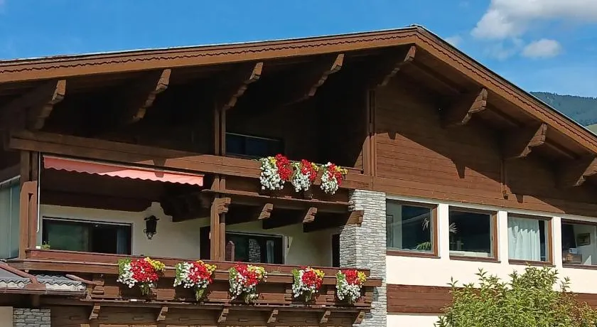Gästehaus Huber - Image 1