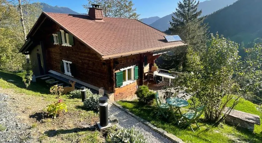 Alpenchalet Piz Hüsli - Image 1