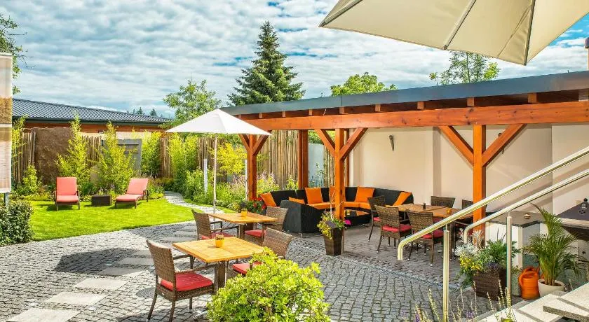 SONN IDYLL Aparthotel - Image 1