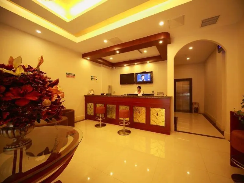 GreenTree Inn Shandong Yantai Longkou East Bus Station Shell Hotel - Image 1
