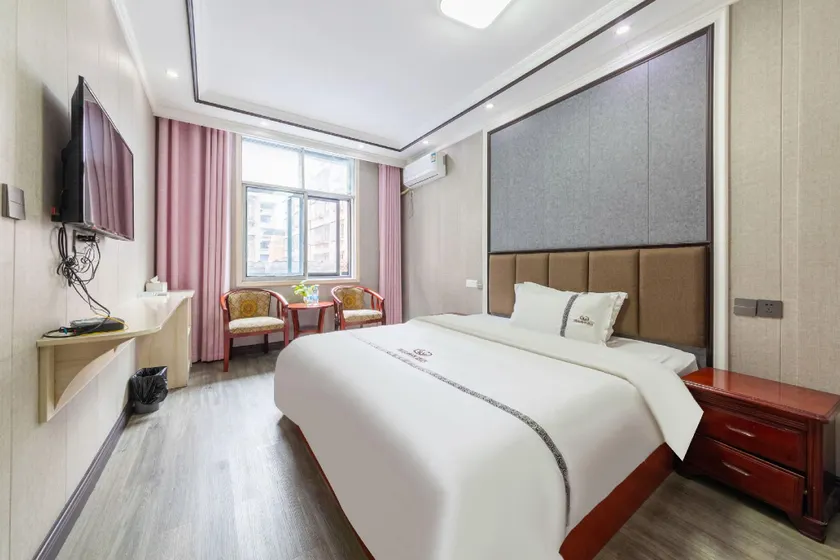 Hongyun Business Hotel - Image 1
