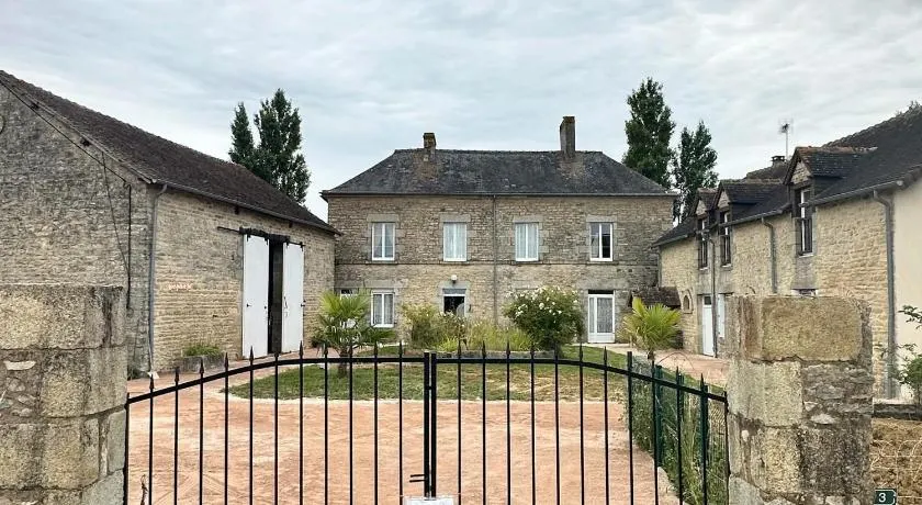 Bed & Breakfast Chateau Saintonge - Image 1