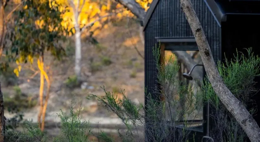Secluded off-Grid cabin with water views - Marcel - Image 1
