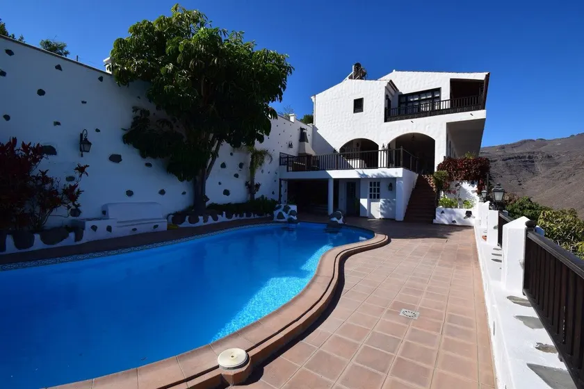 Villa Altos de Santiago - Image 1