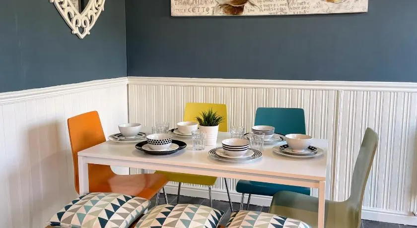 Aspen House - Image 1