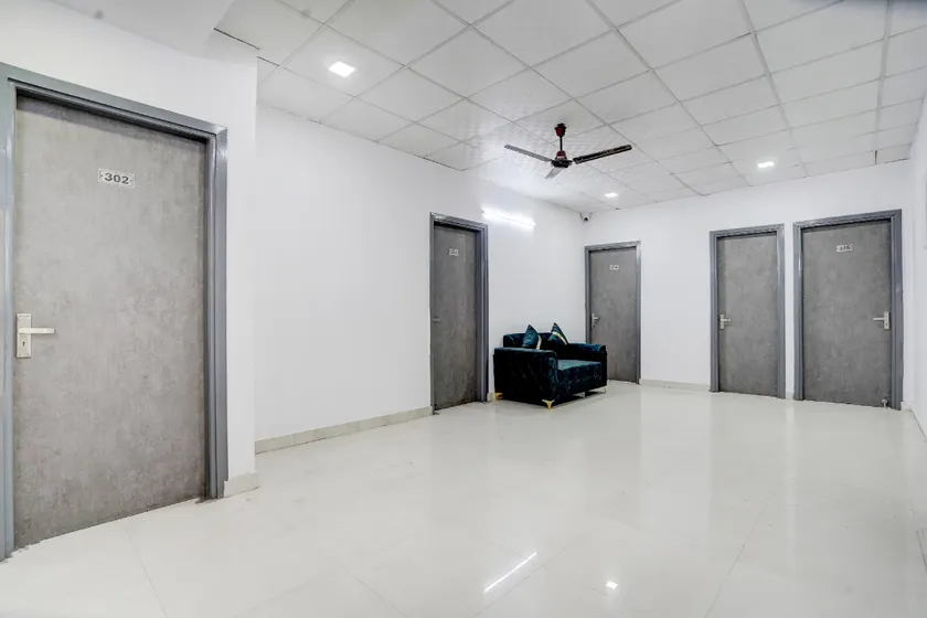 Hotel O GSP Grand - Image 1