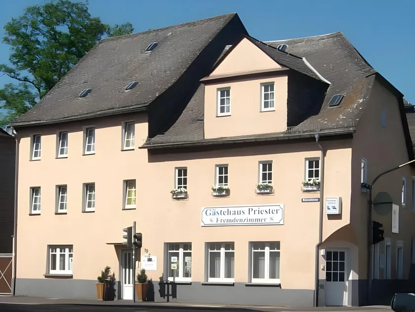 Hotel Gästehaus Priester - Image 1