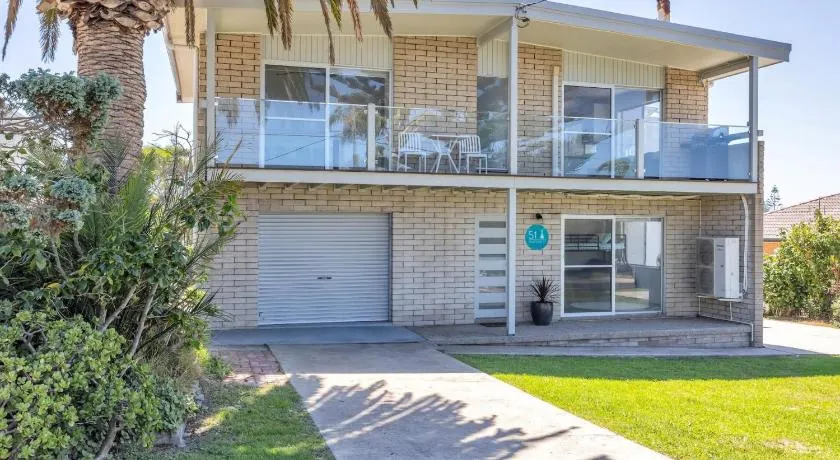 Marina Views - Murrah St 51 - Image 1