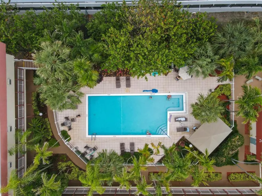 La Costa Beach Club - Image 1
