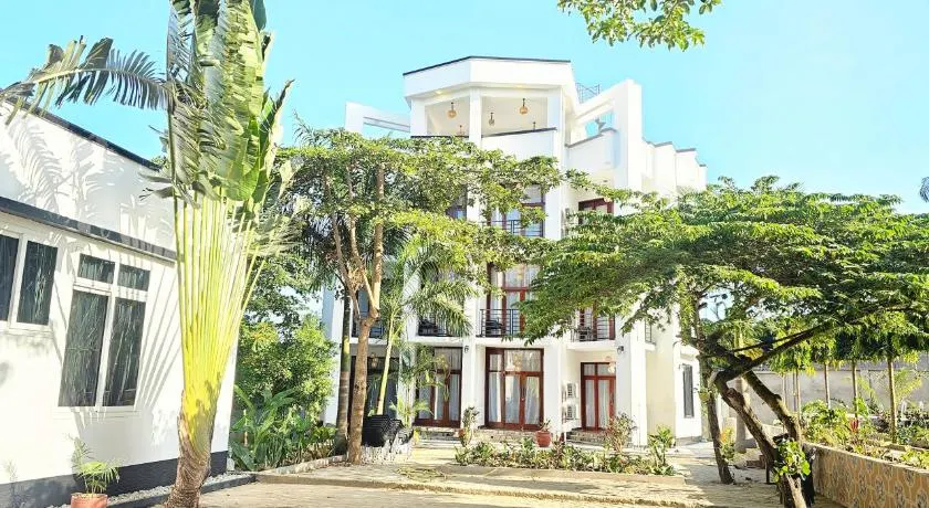 Nakupenda Afrika near JNIA Airport - Image 1